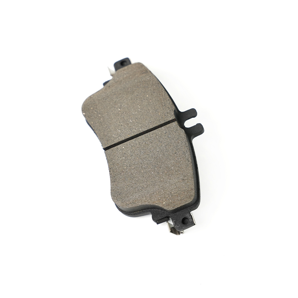 Semi-metallic brake pads