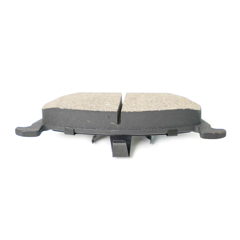 Low-metal brake pads